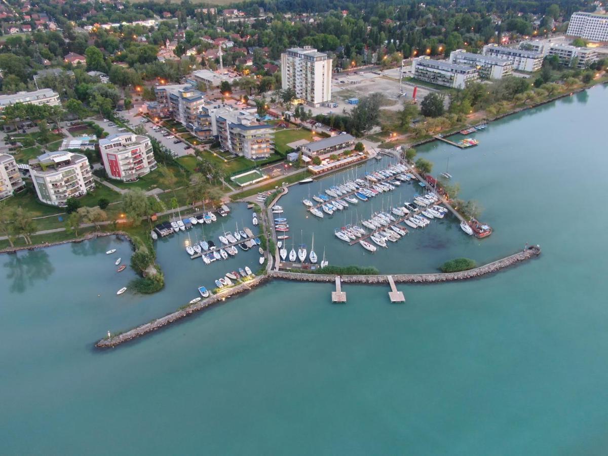 Апартаменти Szeplak No.1. Шіофок Екстер'єр фото